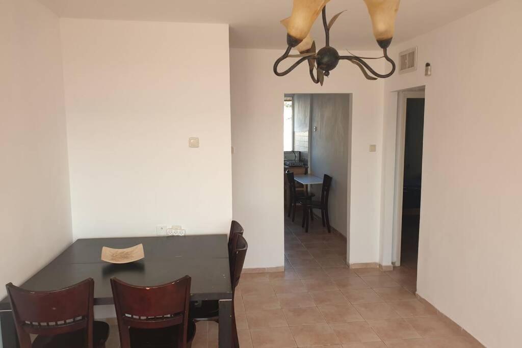 Family Apartment By The Sea Haifa Bagian luar foto
